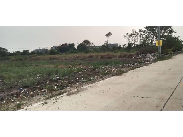 ที่ดินติดถนนซีเมนต์ทางเข้าABACบางนาตราด