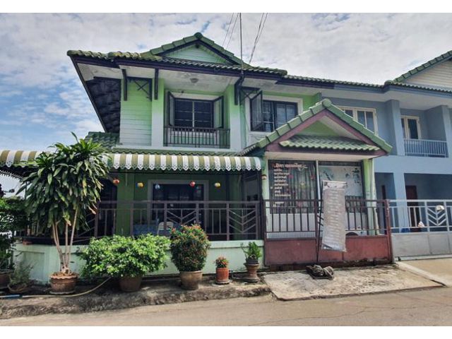 ขายทาวน์เฮ้าส์ หมู่บ้านพฤกษา 10 ไทรน้อย เนื้อที่ 24 ตร.ว. หลังมุม