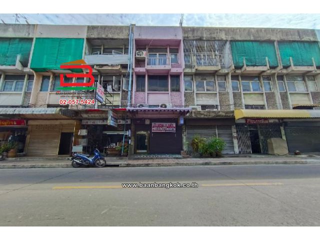 ขาย/เช่า อาคารพาณิชย์ เสนา 1 แยกลาดพร้าววังหิน เนื้อที่ 16 ตรว. ถนนพหลโยธิน เขตลาดพร้าว