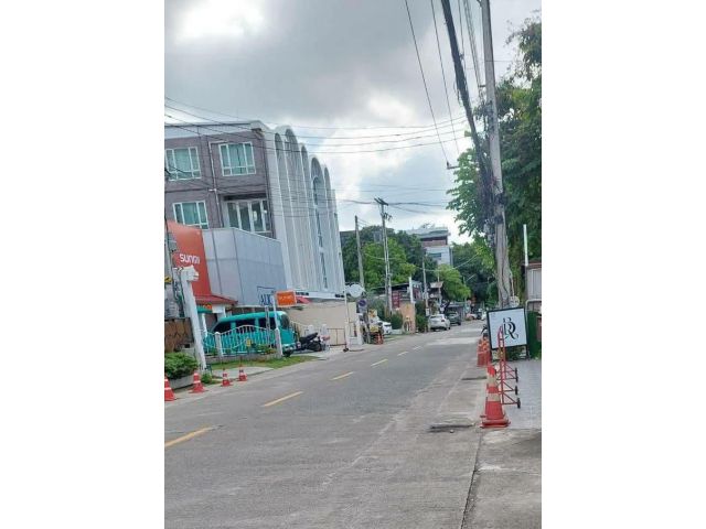 ขายที่ดินแถวนิมานหน้ากว้างทำเลทองหายากพร้อมพร้อมโอน