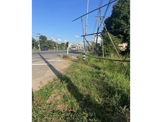 ขายที่ดินติดถนนหลัก ห้วยผึ้ง-กุฉิวนารายณ์-สมเด็จ แยกไฟแดห้วยผึ้ง700เมตร ยกแปลงเจ็ดล้านถ้วน