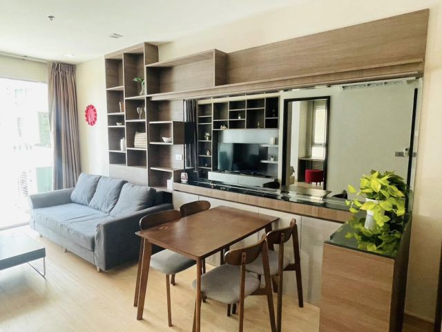 Skywalk Residence for rent 2 bedrooms 1 bathroom 59 sqm rental 35,000 baht/month