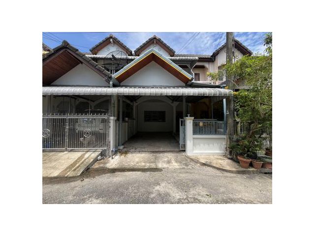 ขายทาวน์เฮ้าส์ 2 ชั้น 20 ตร.ว. หมู่บ้านทิวเขางาม รีโนเวทใหม่ น่าอยู่ กู้ได้เต็มวงเงิน พร้อมบริการสินเชื่อ