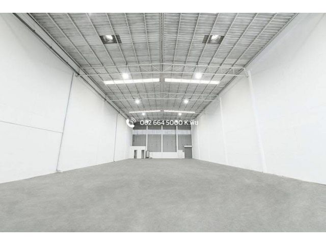 โรงงาน/โกดังพร้อมสำนักงาน 650 / 900 / 1,350 / 1,420 ตร.ม.  ตรงข้ามตลาดไท คลองหลวง รังสิต ใกล้ทางด่วน