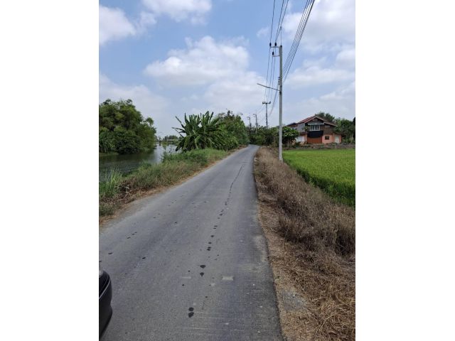 ที่ดิน 13 ไร่เศษพร้อมบ้าน 1 หลัง ราคาขายต่อไร่