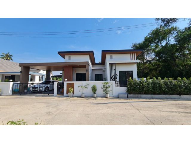 ขายบ้านเดี่ยวขนาด 81.4 ตร.ว. สไตล์โมเดิร์น ต.ม่วงหมู่ อ.เมือง จ.สิงห์บุรี