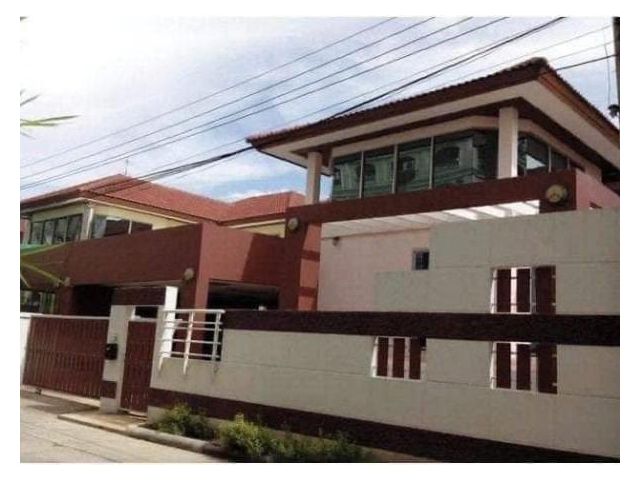 ให้เช่าบ้านเดี่ยวหมู่บ้านอารีน่าการ์เด้นท์ อ่อนนุช44 Areena Garden Village ใกล้ BTS อ่อนนุช ซีคอน แอร์ใหม่ เข้าออกทั้งซอ