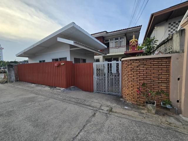 ขายบ้าน 2 หลัง อำเภอหัวหิน จังหวัดประจวบคีรีขันธ์