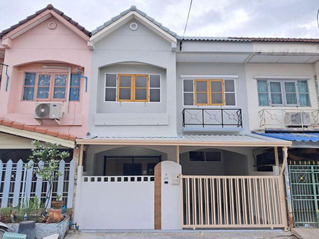 AIR-208 หมู่บ้านบัวทองธานีพาร์ค ซอย 7ตรงข้ามตลาดสมบัติบุรี