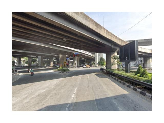ขายที่ดินพร้อมโกดัง ติดถนนถนนสรรพาวุธ