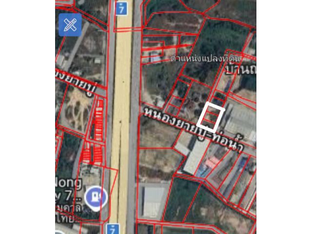 ขายที่ดินทำเลดีแยกไฟแดงหนองยายบู่