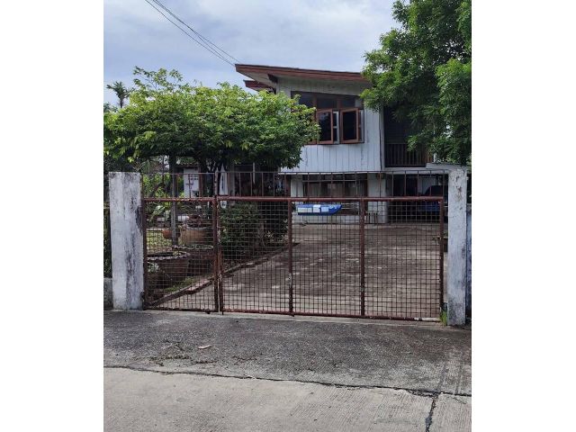 ขายที่ดินพร้อมบ้านเก่าสุขุมวิท บางนา แบริ่ง ลาซาล ที่ดิน 95.5 ตร.ว ทำเลดี เข้าออกได้ทั้ง สุขุมวิท ศรีนครินทร์ บางนาตราด