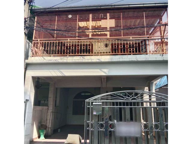 ให้เช่าทาวเฮ้าส์2ชั้น พรไพลิน2 ซอยลาดพร้าว41/1 ห้วยขวาง กทม.