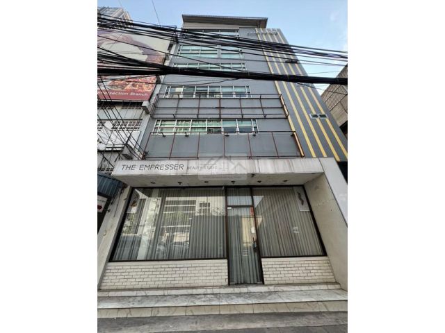 ให้เช่าอาคาร 6 ชั้น 700 ตร.ม. มีลิฟต์ อโศกดินแดง ใกล้ MRTพระราม 9