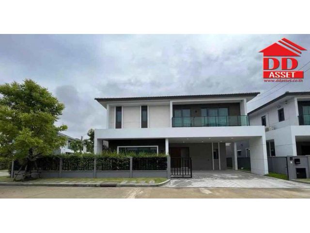For rent Centro วิภาวดี Centro Vibhavadi ใกล้สนามบินดอนเมือง บ้านหลังมุม