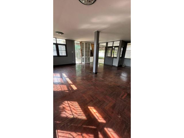 House  for rent Bigger area   114 sq.wah  5 Beds