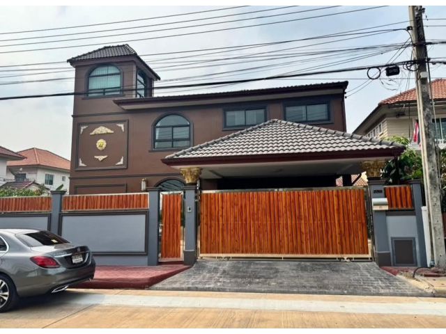 ขายบ้านเดี่ยว หลังมุม  โครงการ ชวนชื่น เพชรเกษม81
