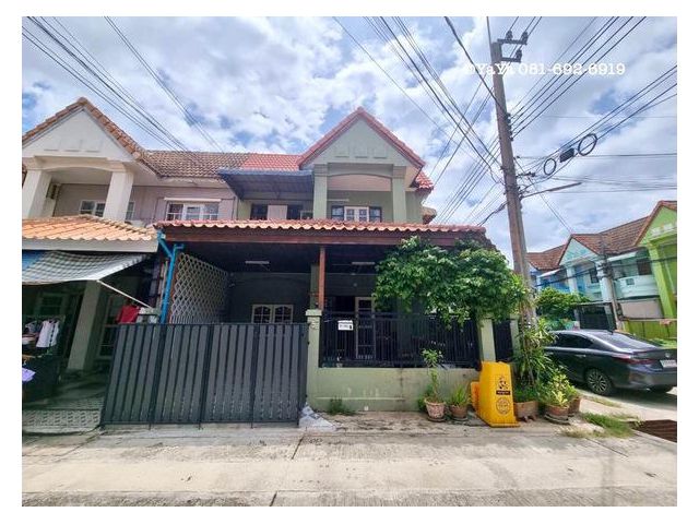 ขาย ทาวน์เฮ้าส์ หลังมุม หมู้บ้านลภาวัน 8 บางบัวทอง นนทบุรี
