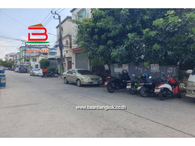 ที่ดิน ซอยอ่อนนุช 70 แยก 3 เนื้อที่ 73 ตรว. ถนนอ่อนนุช เขตประเวศ กรุงเทพมหานคร