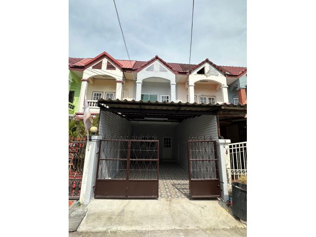ขายทาวน์เฮ้าส์ 2 ชั้น ลาดพร้าว วังหิน 49