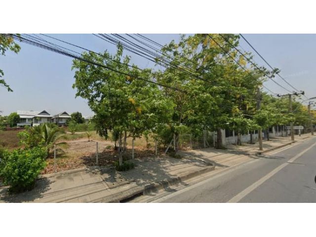 ที่ดินติดริมถนนบรมราชชนนี 320 วา ใกล้ซอย74/1 พุทธมณฑลสาย4 ใกล้มหาวิทยาลัยมหิดล ศาลายา ถนนอุทยานอักษะ สาย3-สาย4