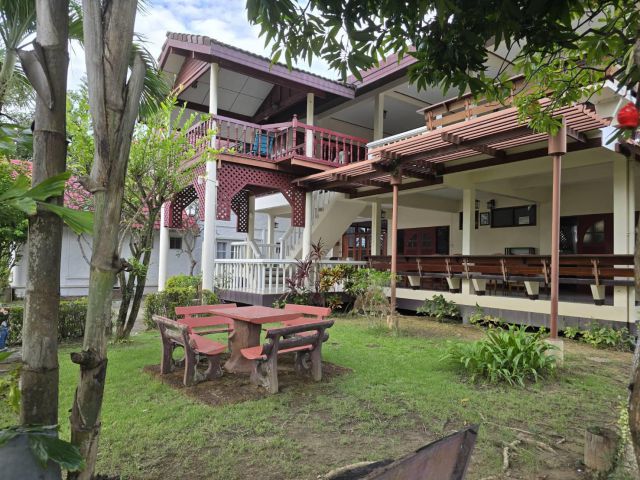 บ้านใกล้ทะเลเพียง 100 เมตร หาดแม่รำพึงระยอง