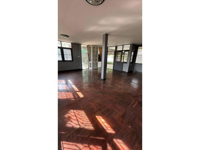 Rent  Single Old house without furniture zone Bangkhen-Lat phrao