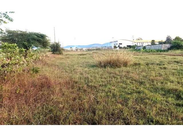ขายที่ดิน189ว.700,000บ. ถ.หมู่บ้านครู-บ้านธิ มะเขือแจ้ เมืองลำพูน