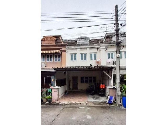 ขาย ทาวน์เฮ้าส์ ดิ เอ็กซ์คลูซีฟ สวนหลวง-พระราม 9 ประเวศ