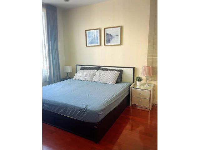 Siri Residence 23rd floor