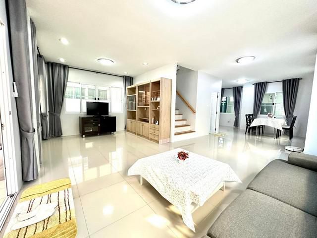 ให้เช่าบ้านเดี่ยว2ชั้น ซอยคุ้มเกล้า39 บ้านอยู่ตรงข้ามกับตลาดคุ้มเ