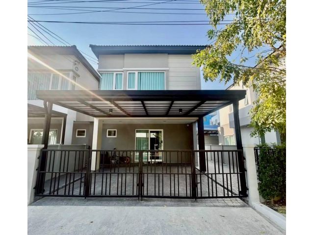 ให้เช่าบ้านแฝด หมู่บ้านแกรนด์พลีโน่-เมกาบางนา ใกล้เมกาบางนา (N.1629)