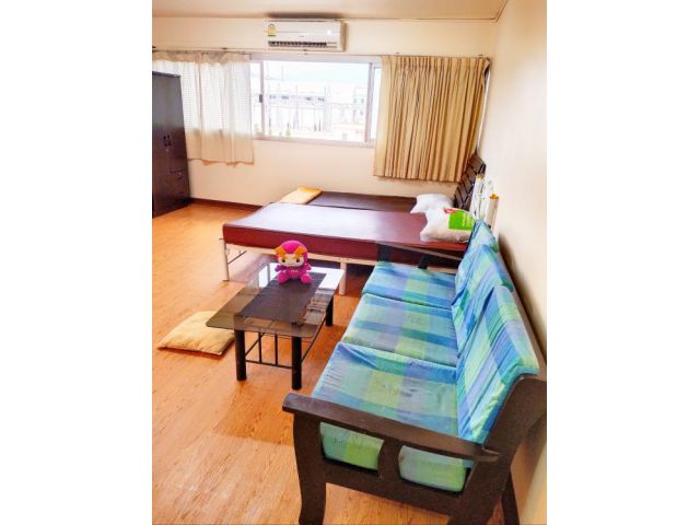 ขายคอนโดเมืองทองธานี ปากเกร็ด นนทบุรี พร้อมคนเช่า ราคา 565,000 บาท ติดต่อคุณนก 0841587569