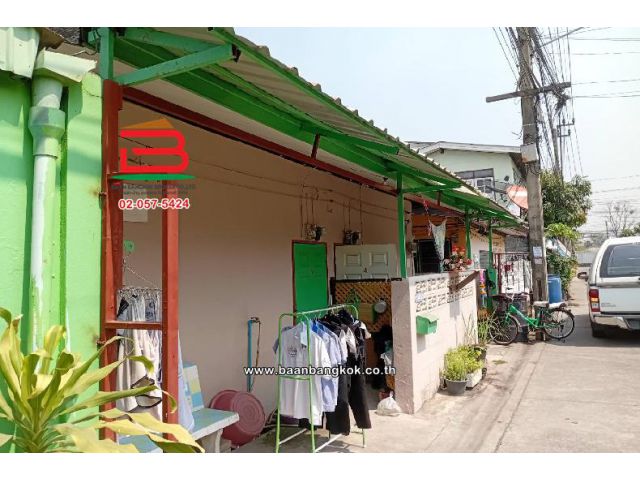 บ้านแฝด 1 ชั้น ซ.ฉลองกรุง 45 เนื้อที่ 42 ตรว. ถ.ฉลองกรุง แขวงลำปลาทิว ลาดกระบัง