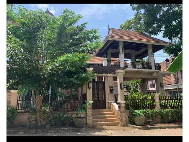 ขายบ้านหรู ริมอ่างเก็บน้ำหนองค้อ มบ.ธาราปุระ ศรีราชา