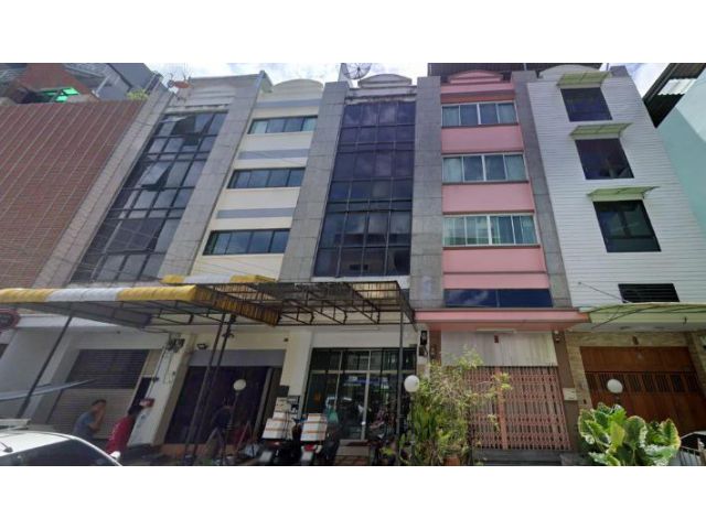 ให้เช่าทาวน์โฮม 4.5 ชั้น สุชุมวิท 36 ใกล้ BTSทองหล่อ