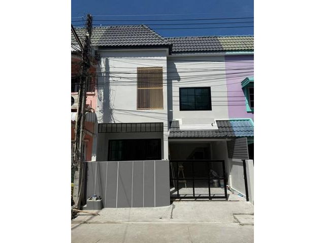 ขาย บ้านแก้วบูรพา ขนาด 18 ตร.วา
