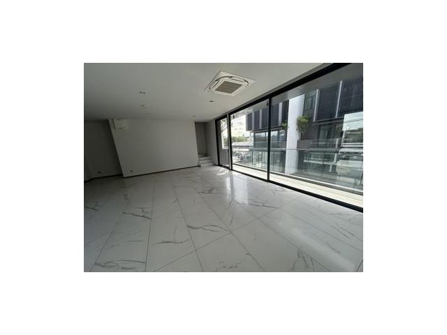 ให้เช่าโฮมออฟฟิศใหม่ 6 ชั้น โครงการ 201AVENUE ใจกลางเอกมัย-พระราม