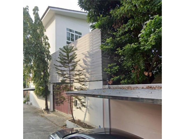 ขาย/ให้เช่าบ้านเดี่ยวสุขุมวิท 71 ที่ดินพร้อมบ้านปรีดีพนมยงค์ 14 80.7 ตร.ว บ้านพร้อมตึก 3 ชั้น 1 หลัง เหมาะทำออฟฟิศ สำนัก