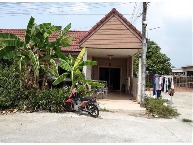 ขายทาวน์เฮ้าส์ หมู่บ้านสกายปาร์ค ลพบุรีราเมศวร์ ท่าช้าง บางกล่ำ ส