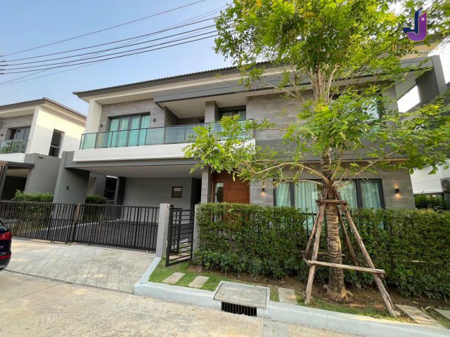 ขาย / ให้เช่าบ้านเดี่ยว 2 ชั้น The City วัชรพล ขนาด  74 .7 ตร.ว.  4 นอน จอดรถ 3 คัน ใหม่มาก ใกล้ทางด่วน ถนนสุขาภิบาล5
