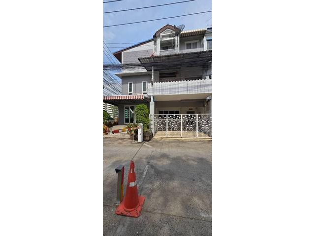 ขายทาวน์เฮ้าส์ บ้านกลางเมือง รัชดา-เหม่งจ๋าย