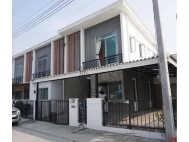 ทาวน์เฮาส์ หลังมุม บ้านพฤกษา 86/2 ลาดกระบัง-สุวรรณภูมิ พร้อมอยู่