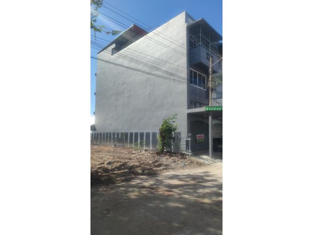 ขายถูก ตึกแถว 3ชั้นครึ่ง ห้องมุม 28.2 ตรว. ถนนคฑาธร ใกล้รพ.ราชบุรี