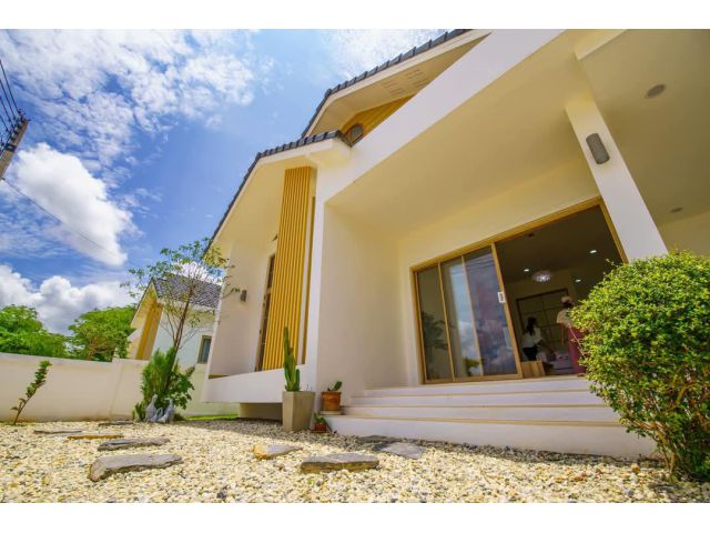 บ้านพร้อมที่ดิน