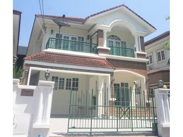 4 ห้องนอน 3 ห้องน้ำ เฟอร์บางส่วน ศรีนครินทร์ 51