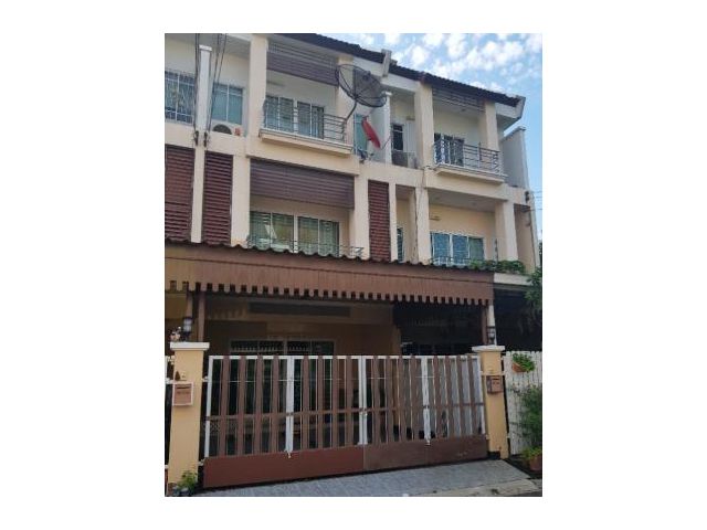 ให้เช่าทาวน์โฮม 3ชั้น ธนาภิรมย์ วงแหวน ศรีนครินทร์