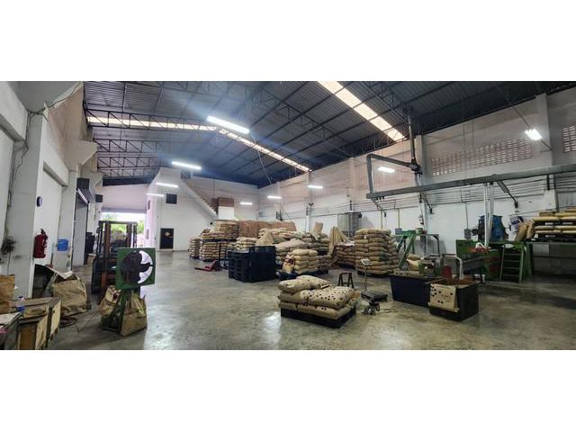 WAN6812 ขายโรงงานมินิแฟคเตอรี่ทำหลอมพลาสติก  บนพื้นที่สีม่วง มีใบอนุญาติ รง.4  วัดไร่ขิง 30 สามพราน
