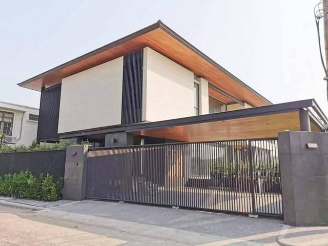 ขายหรือให้เช่าบ้านเดี่ยว 2 ชั้น  บางนา กม.5  ย่านบางนา-ตราดซอย 56