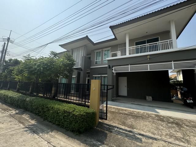 โครงการ, ดีไลท์ แอทซีน วัชรพล-จตุโชติ